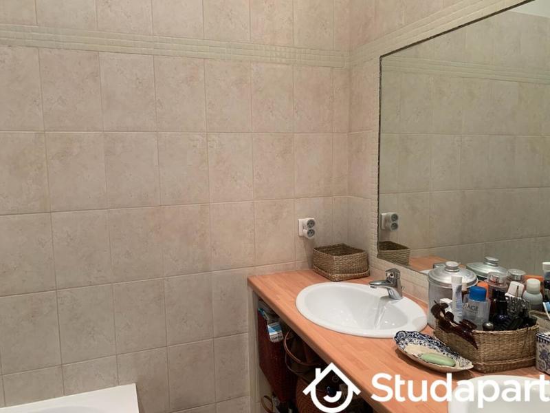 Chambre - 12 m² - 1 pièce