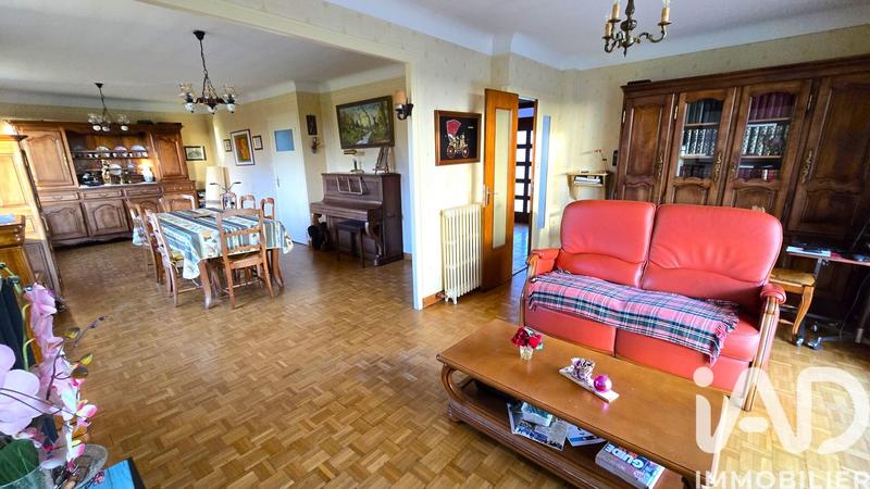 Maison - 136 m² - 7 pièces