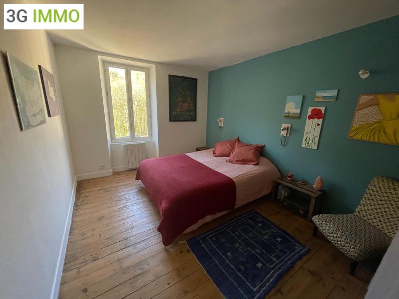 Maison - 172 m² - 9 pièces