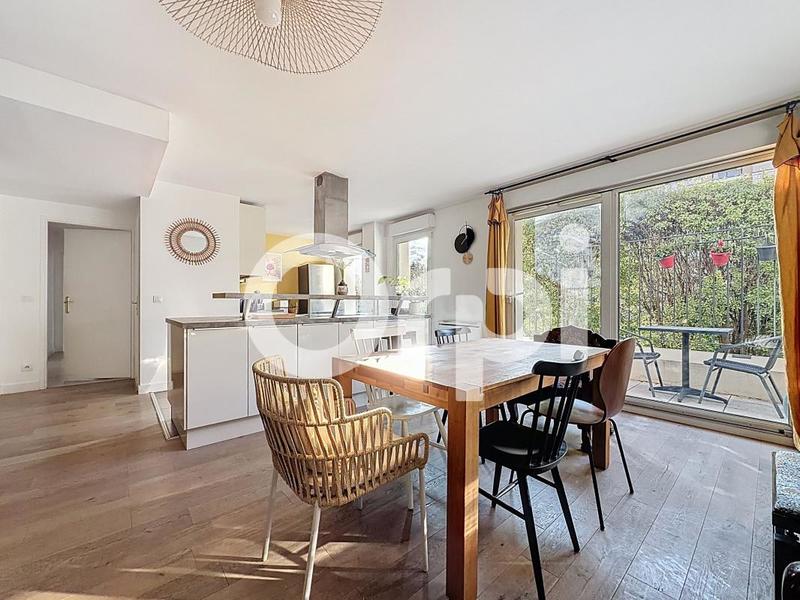 Appartement - 77 m² - 3 pièces