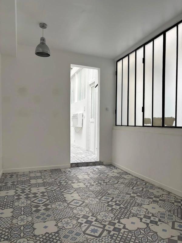 Bureau - 23 m² - 2 pièces