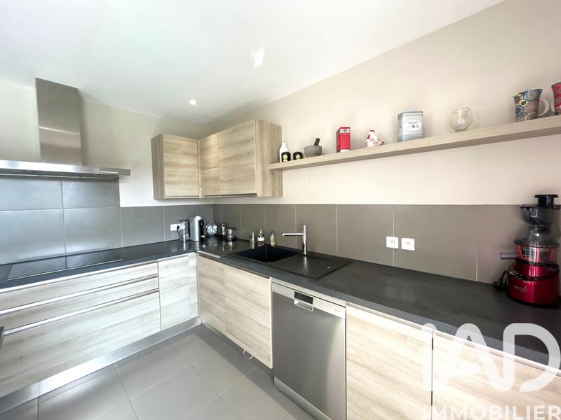 Maison - 147 m² - 6 pièces