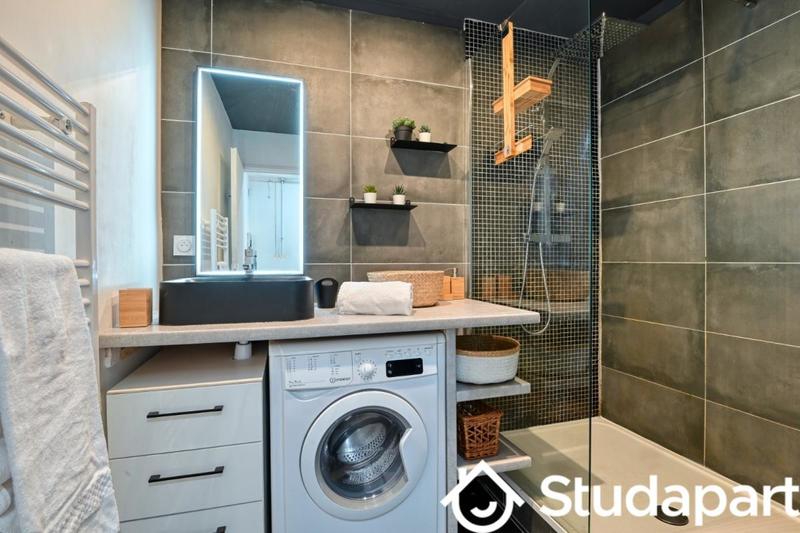 Chambre - 9 m² - 1 pièce