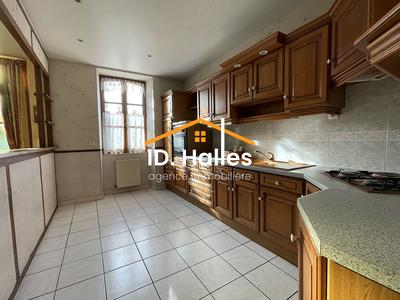 Maison - 80 m² - 5 pièces