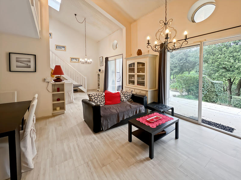 Appartement - 134 m² - 6 pièces