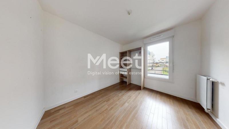 Maison - 94 m² - 5 pièces