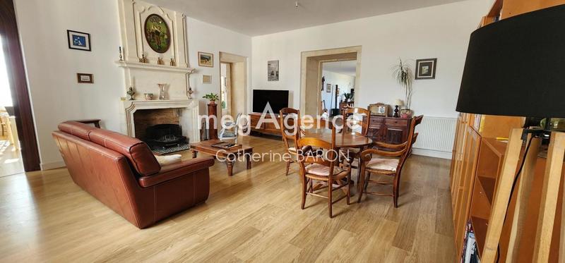 Appartement - 220 m² - 8 pièces