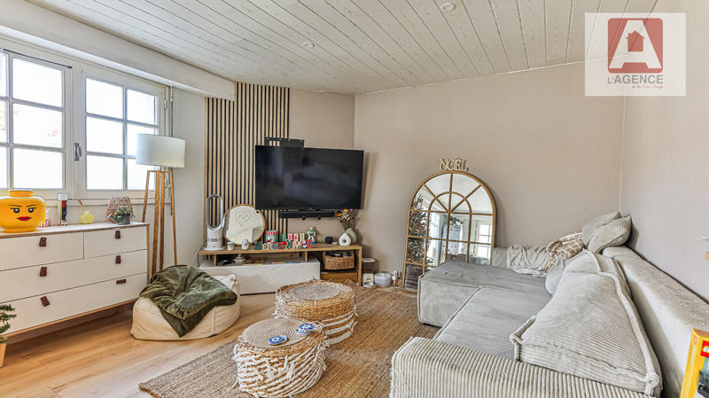 Maison - 97 m² - 6 pièces