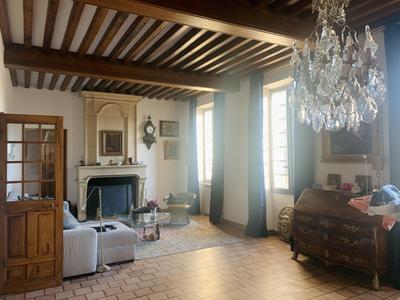 Maison - 252 m² - 9 pièces