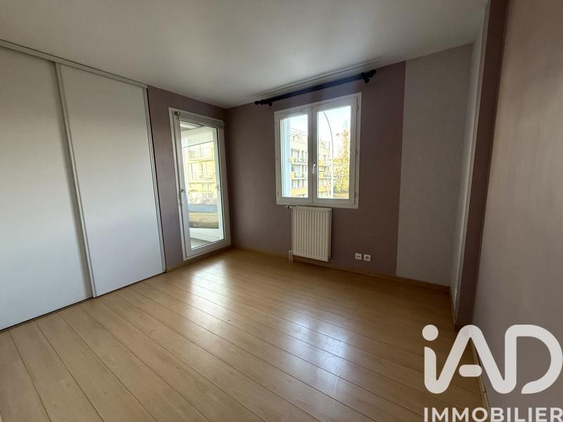 Appartement - 79 m² - 4 pièces