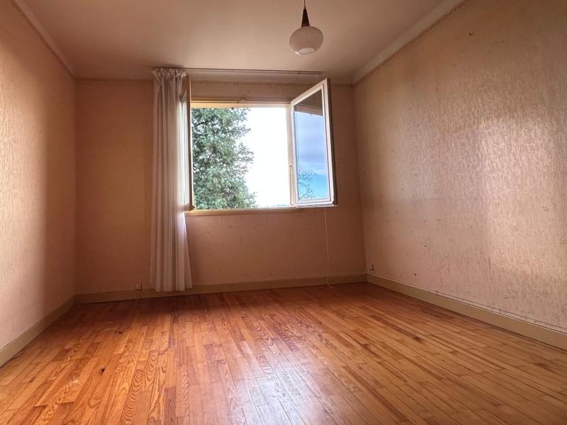 Maison - 160 m² - 4 pièces