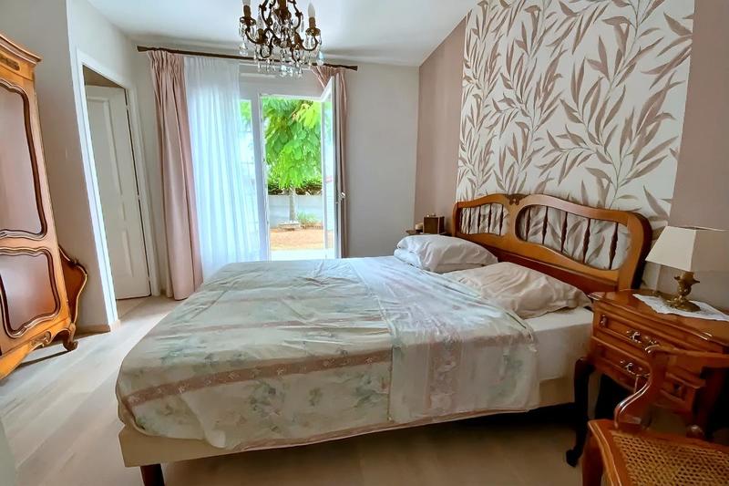 Pavillon - 121 m² - 6 pièces