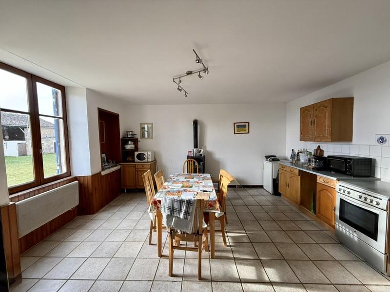 Maison - 254 m² - 10 pièces
