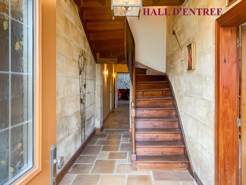 Maison en pierre - 363 m² - 10 pièces