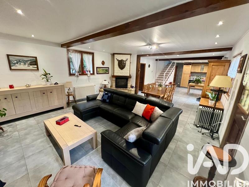 Maison - 177 m² - 6 pièces