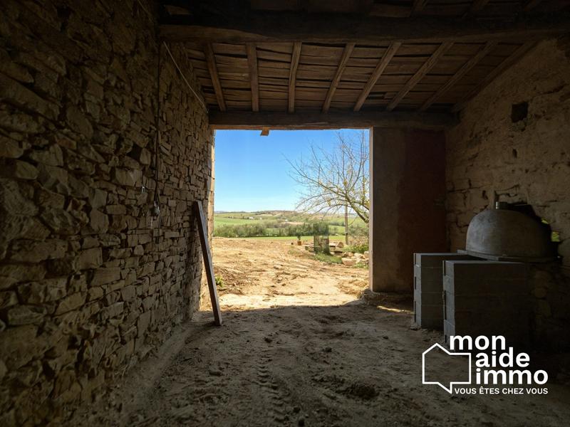 Maison - 600 m² - 9 pièces