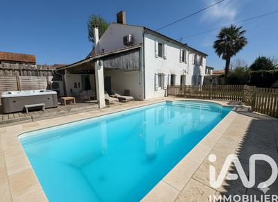 Maison de village - 145 m² - 7 pièces