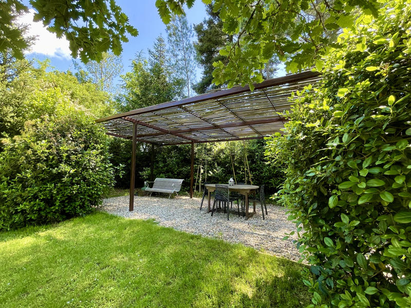 Maison - 180 m² - 6 pièces