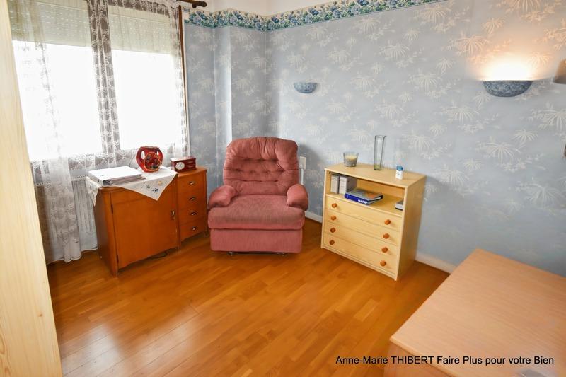 Maison - 202 m² - 6 pièces