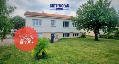 Pavillon - 150 m² - 7 pièces