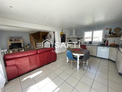 Maison - 150 m² - 5 pièces