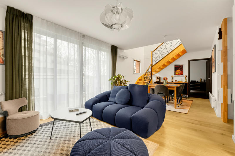 Appartement - 93 m² - 4 pièces