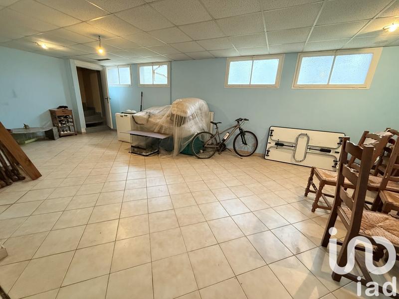 Maison - 200 m² - 4 pièces