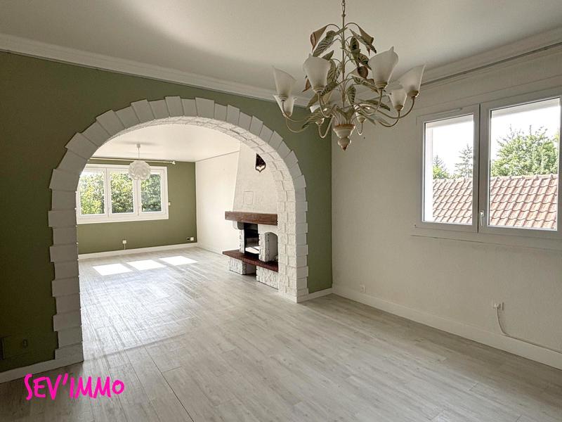 Maison - 168 m² - 7 pièces