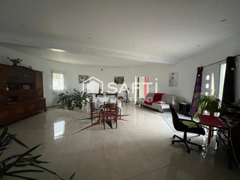 Maison - 328 m² - 10 pièces