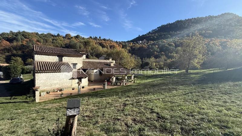 Maison - 151 m² - 4 pièces