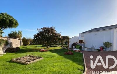 Maison - 98 m² - 5 pièces