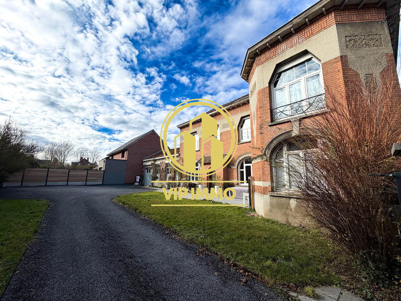 Villa - 224 m² - 14 pièces