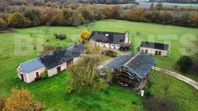 Propriété - 140 m² - 7 pièces