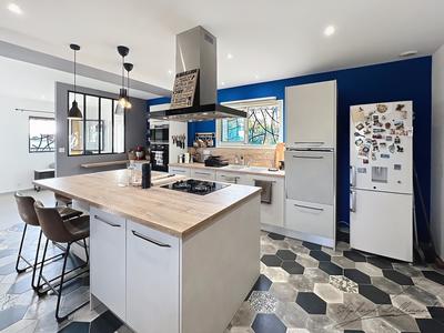 Maison - 190 m² - 5 pièces