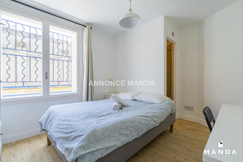 Chambre - 11 m² - 5 pièces