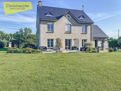 Maison - 197 m² - 9 pièces