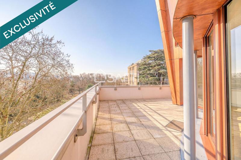 Appartement - 141 m² - 4 pièces