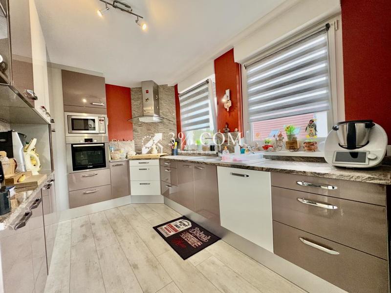 Appartement - 102 m² - 3 pièces