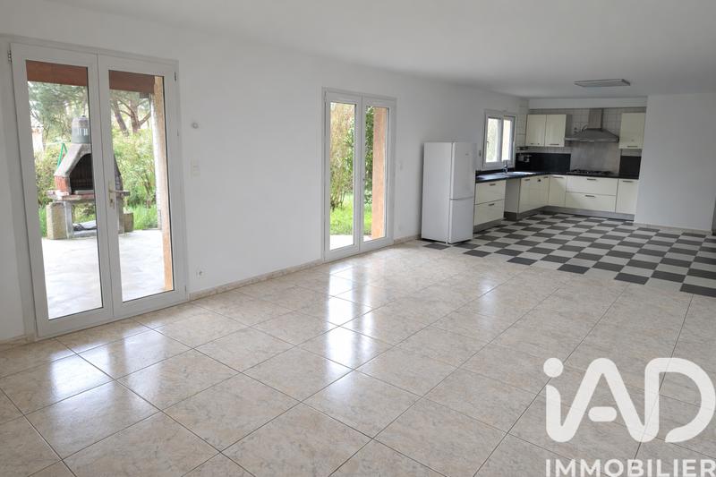 Maison - 251 m² - 10 pièces