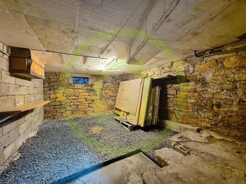 Maison - 111 m² - 7 pièces