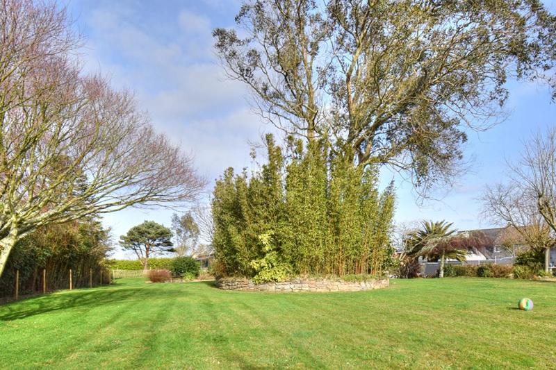 Maison - 130 m² - 8 pièces