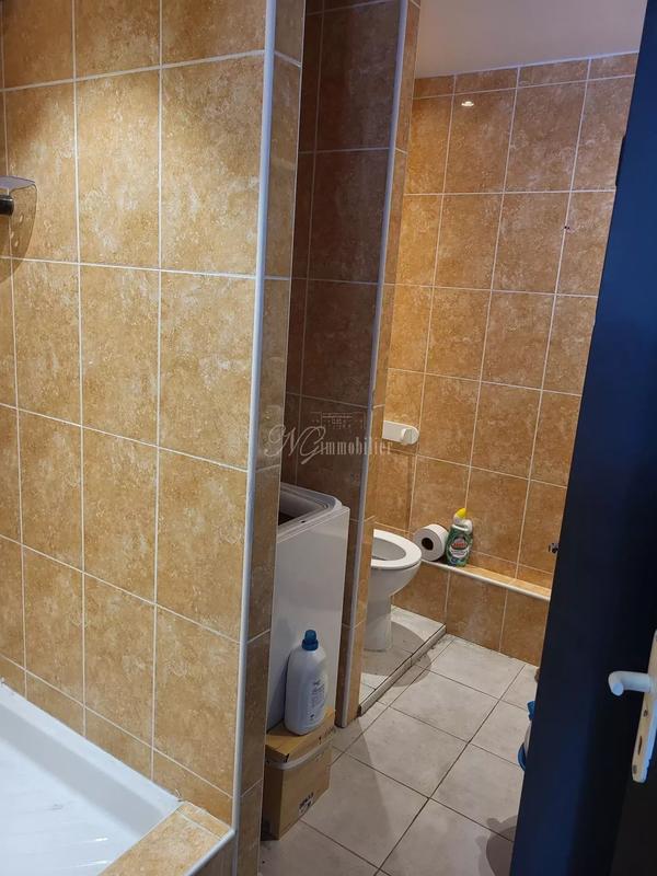 Fonds de commerce - 75 m²