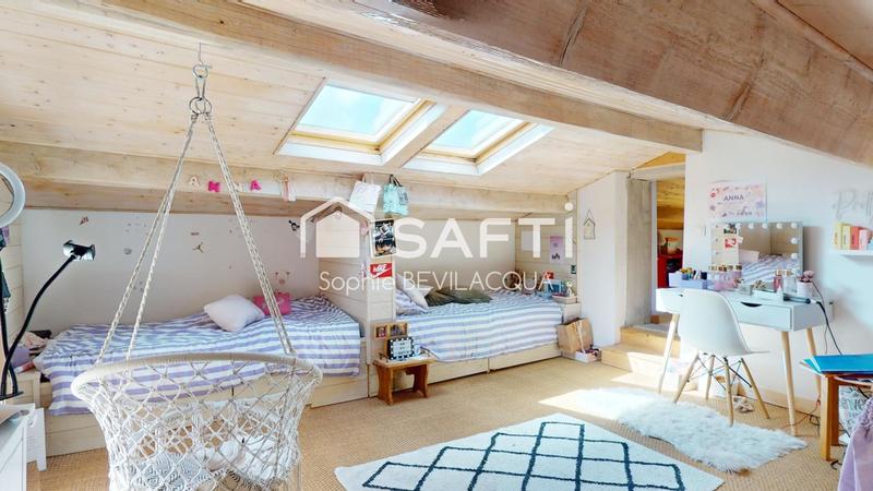 Maison - 160 m² - 6 pièces