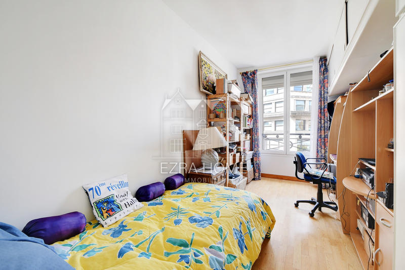 Appartement - 80 m² - 4 pièces