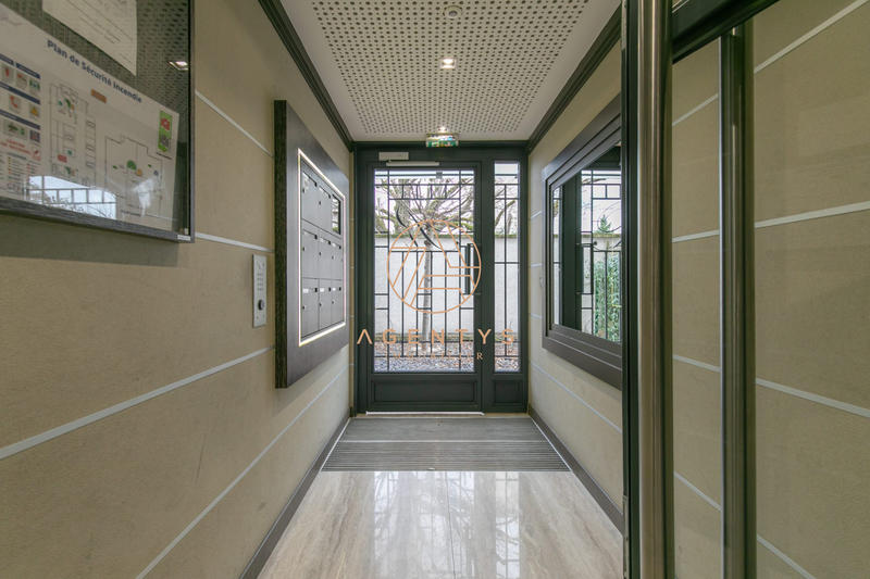 Appartement - 91 m² - 5 pièces