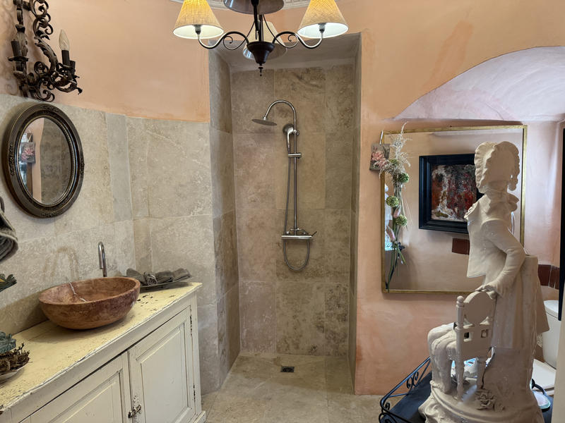 Maison de village - 300 m² - 7 pièces