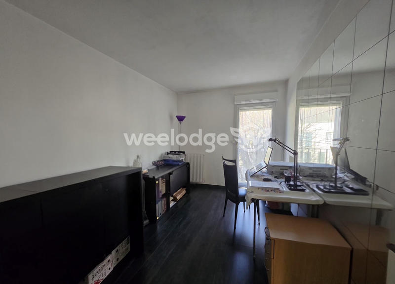 Appartement - 85 m² - 4 pièces