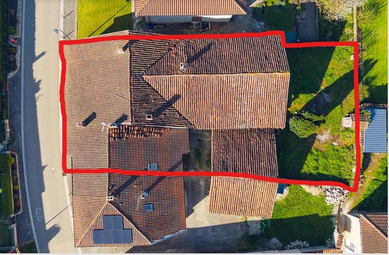 Maison - 300 m² - 10 pièces