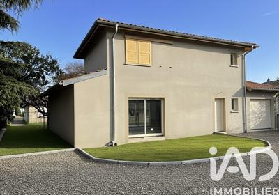 Maison - 109 m² - 5 pièces