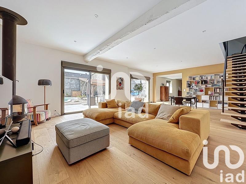 Maison - 180 m² - 5 pièces